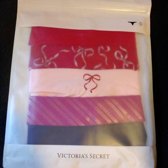 New in pakg Victoria's Secret thong panty 5 pack size XS - Picture 1 of 2
